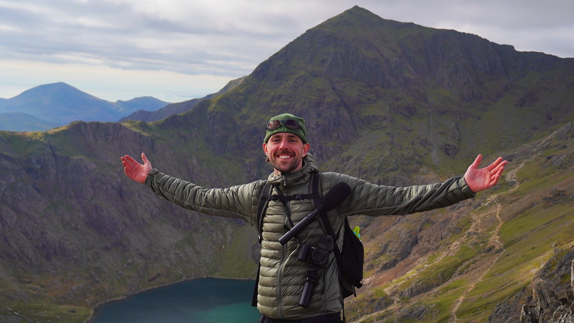 Inner Circle - Sam Matthew, Peaks and Pubs – Hikerdelic
